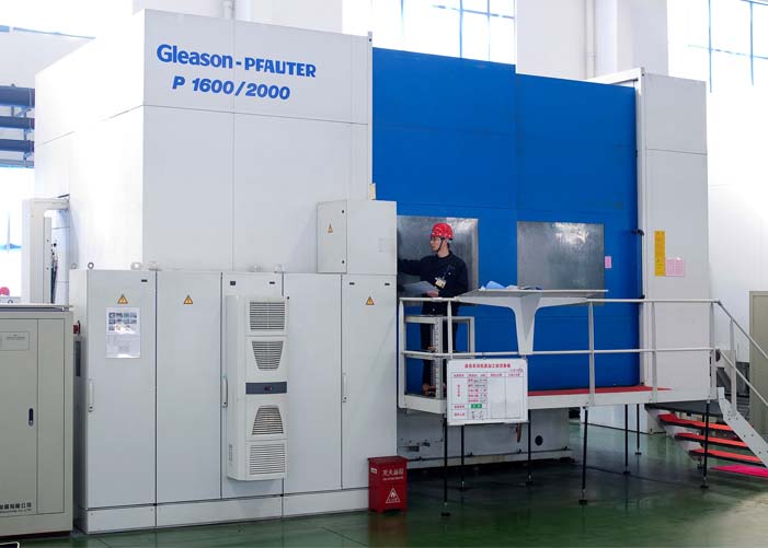 德國Gleason-PFAUTER 2米高速滾齒機